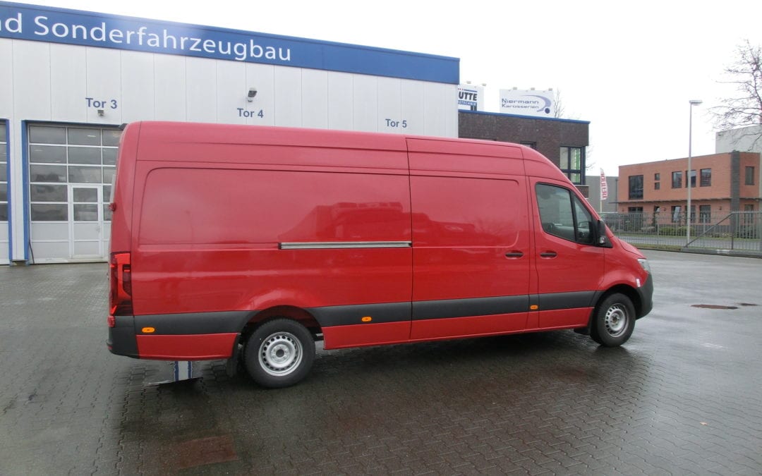 MB Sprinter zum Transport von Eintagsküken