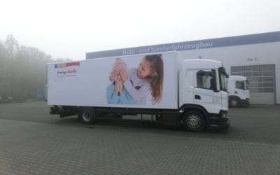 Plywoodkoffer für Textiltransport